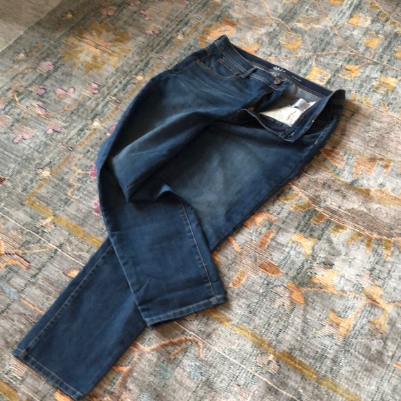 Style & Co Slim Leg Jean - Picture 3 of 5